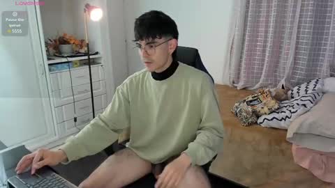 Snapshot of _jamesboy chatting on 1, 3, 2025 James online show from 1, 3, 2025