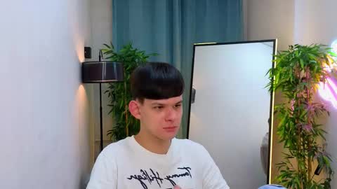 Snapshot of _jamesgray_ chatting on 6, 2, 2026 James online show from 6, 2, 2026