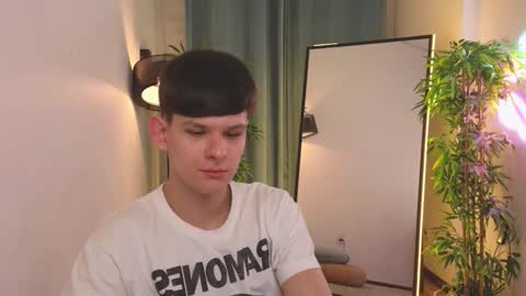 Snapshot of _jamesgray_ chatting on 8, 2, 2026 James online show from 8, 2, 2026