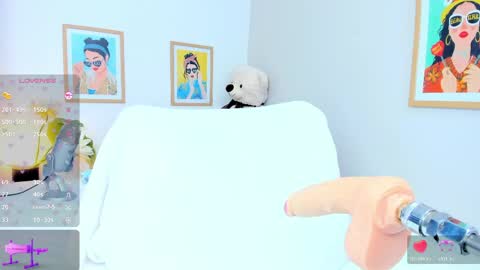 _jasminnee_ online show from 6, 4, 2026