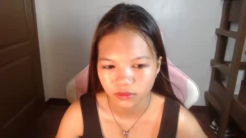 Snapshot of _jennn chatting on 8, 5, 2026 Jen online show from 8, 5, 2026