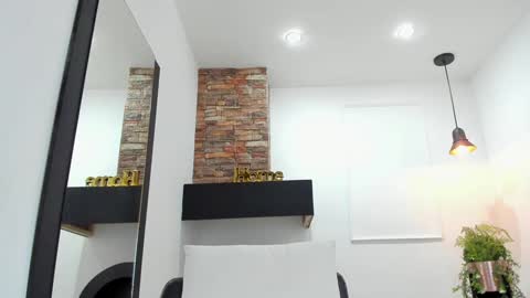    online show from 1, 2, 2025