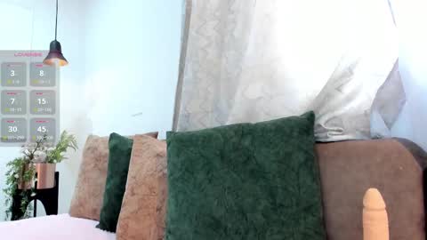    online show from 9, 9, 2025