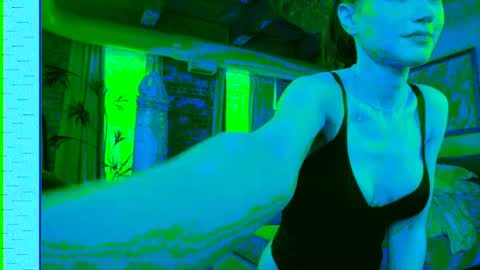 Snapshot of _june chatting on 27, 2, 2025 june online show from 27, 2, 2025