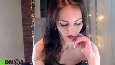 Snapshot of _karolina chatting on 9, 3, 2025 karolina online show from 9, 3, 2025