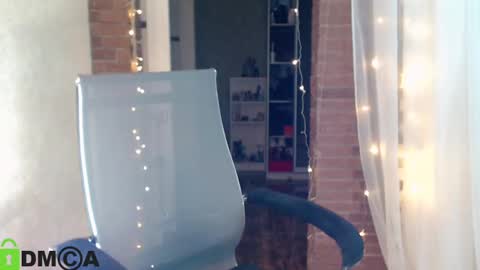 Snapshot of _karolina chatting on 10, 3, 2025 karolina online show from 10, 3, 2025