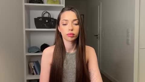 Snapshot of _kate_22 chatting on 12, 11, 2025 _kate_22 online show from 12, 11, 2025