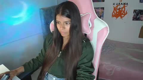 Snapshot of _kendall_jones chatting on 13, 1, 2025 _kendall_jones online show from 13, 1, 2025