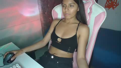 Snapshot of _kendall_jones chatting on 12, 2, 2025 _kendall_jones online show from 12, 2, 2025