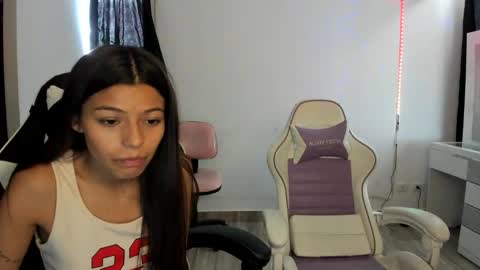 Snapshot of _khloe_sweet chatting on 3, 2, 2025 khloe sweet online show from 3, 2, 2025