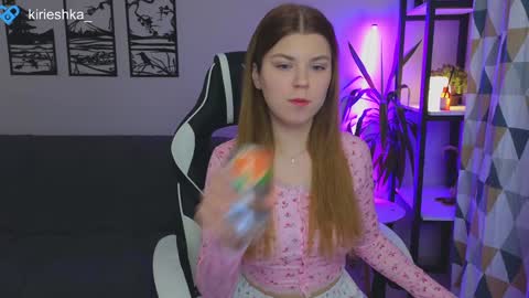 Snapshot of _kirieshka chatting on 4, 12, 2024 Molly Emily online show from 4, 12, 2024