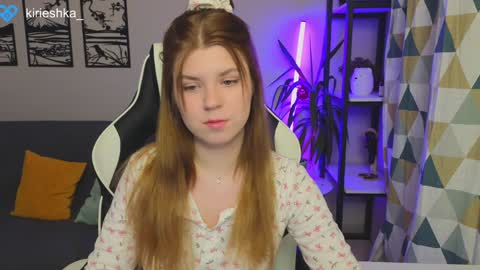 Snapshot of _kirieshka chatting on 6, 12, 2024 Molly Emily online show from 6, 12, 2024