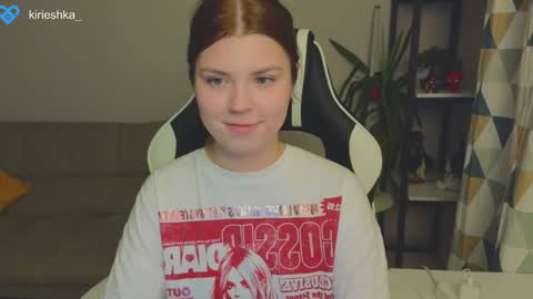 Snapshot of _kirieshka chatting on 10, 1, 2025 Molly Emily online show from 10, 1, 2025