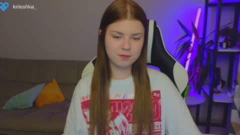 Snapshot of _kirieshka chatting on 13, 1, 2025 Molly Emily online show from 13, 1, 2025