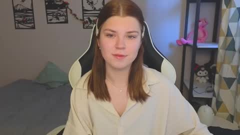 Snapshot of _kirieshka chatting on 8, 3, 2025 Molly Emily online show from 8, 3, 2025