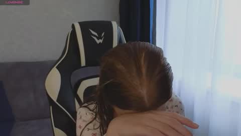 Snapshot of _kirieshka chatting on 1, 10, 2025 Molly Emily online show from 1, 10, 2025