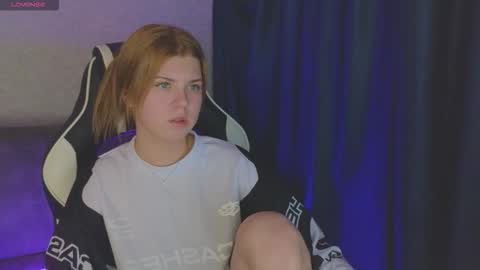 Snapshot of _kirieshka chatting on 13, 10, 2025 Molly Emily online show from 13, 10, 2025