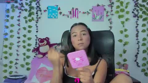 Stefany online show from 19, 6, 2026