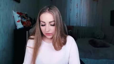 Snapshot of _kittyboo chatting on 15, 12, 2025 Aleksa online show from 15, 12, 2025