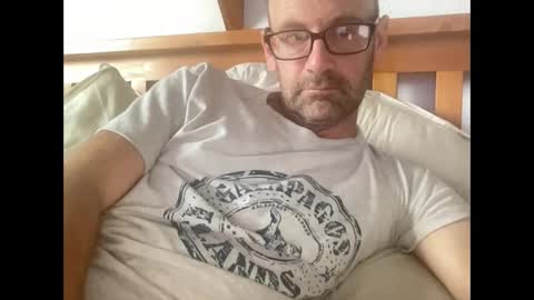 Snapshot of _kiwi_cock chatting on 18, 11, 2025 Kiwi online show from 18, 11, 2025