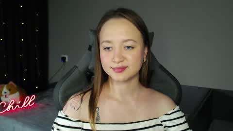 _lalune_ online show from 8, 1, 2026