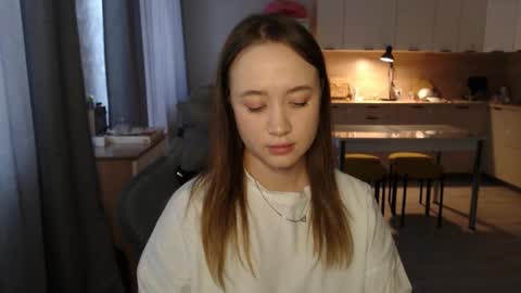 _lalune_ online show from 8, 3, 2026