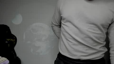 Snapshot of _layne chatting on 5, 1, 2025 Layne online show from 5, 1, 2025