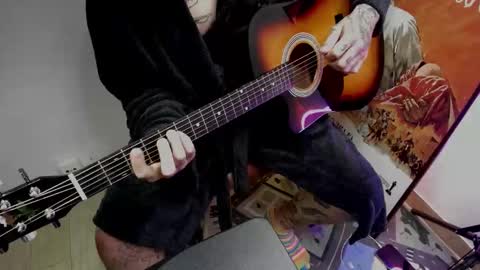 Snapshot of _layne chatting on 28, 9, 2025 Layne online show from 28, 9, 2025