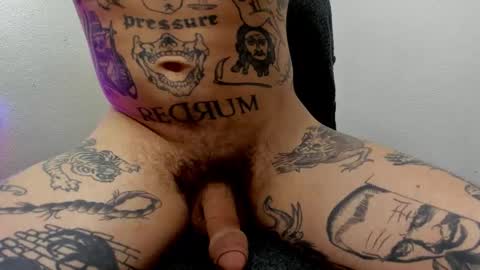 Snapshot of _layne chatting on 16, 11, 2025 Layne online show from 16, 11, 2025