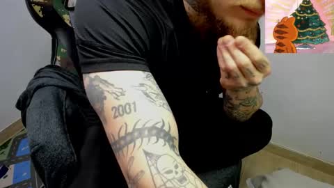 Snapshot of _layne chatting on 5, 12, 2025 Layne online show from 5, 12, 2025