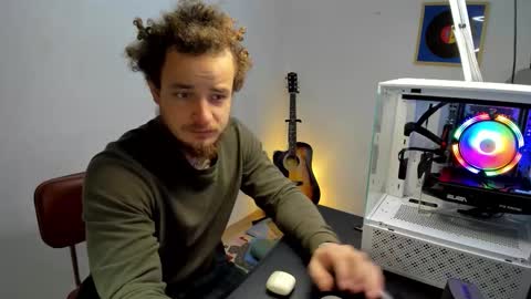 Snapshot of _layne chatting on 22, 12, 2025 Layne online show from 22, 12, 2025