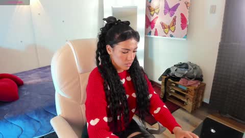 Lili  online show from 7, 1, 2025