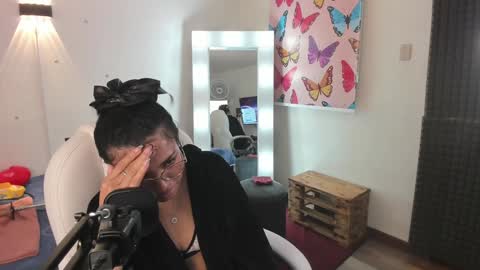 Lili  online show from 17, 1, 2025