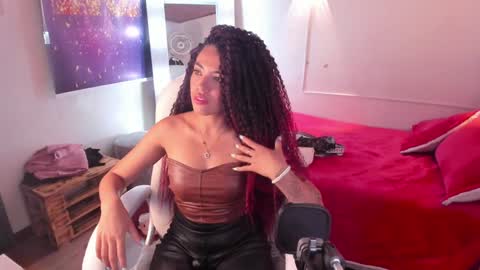 Lili  online show from 29, 1, 2025