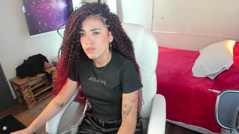 Lili  online show from 2, 2, 2025