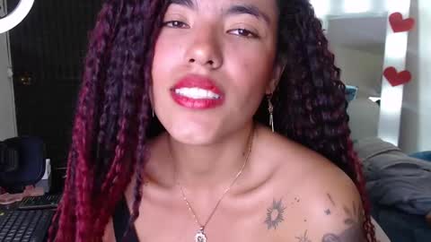 Lili  online show from 28, 2, 2025