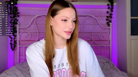 Snapshot of _lisaalisa_ chatting on 5, 1, 2025 Alice online show from 5, 1, 2025