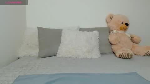 Snapshot of _little_misss chatting on 15, 1, 2025 Mila  online show from 15, 1, 2025