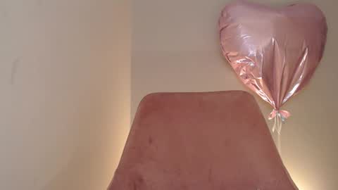 Snapshot of _little_misss chatting on 30, 1, 2025 Mila  online show from 30, 1, 2025