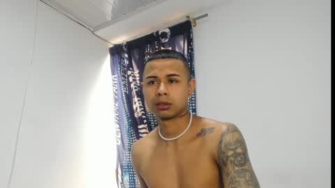 _logan_colton_ online show from 27, 10, 2025