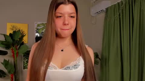 Lola3 online show from 9, 8, 2026