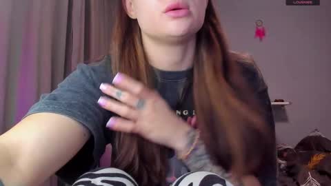 _lorra online show from 26, 9, 2025