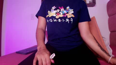 Snapshot of _lorrayne_ chatting on 17, 1, 2025 Lorrayne online show from 17, 1, 2025