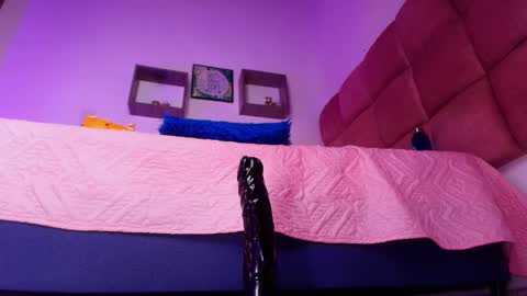 Snapshot of _lorrayne_ chatting on 28, 2, 2025 Lorrayne online show from 28, 2, 2025