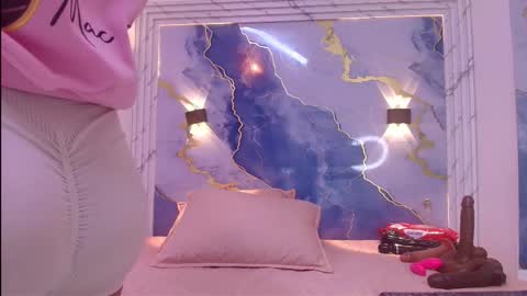 Snapshot of _lorrayne_ chatting on 17, 10, 2025 Lorrayne online show from 17, 10, 2025