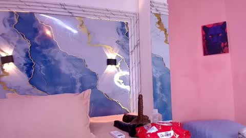 Snapshot of _lorrayne_ chatting on 21, 10, 2025 Lorrayne online show from 21, 10, 2025