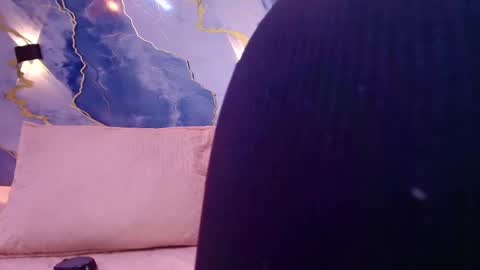 Snapshot of _lorrayne_ chatting on 23, 10, 2025 Lorrayne online show from 23, 10, 2025