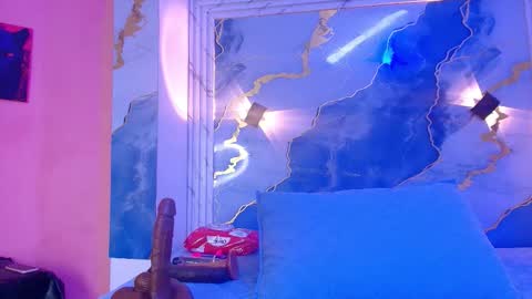 Snapshot of _lorrayne_ chatting on 29, 10, 2025 Lorrayne online show from 29, 10, 2025