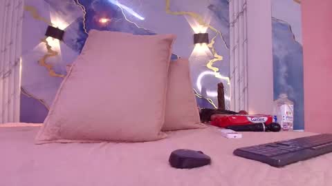 Snapshot of _lorrayne_ chatting on 1, 11, 2025 Lorrayne online show from 1, 11, 2025