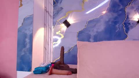 Snapshot of _lorrayne_ chatting on 15, 11, 2025 Lorrayne online show from 15, 11, 2025